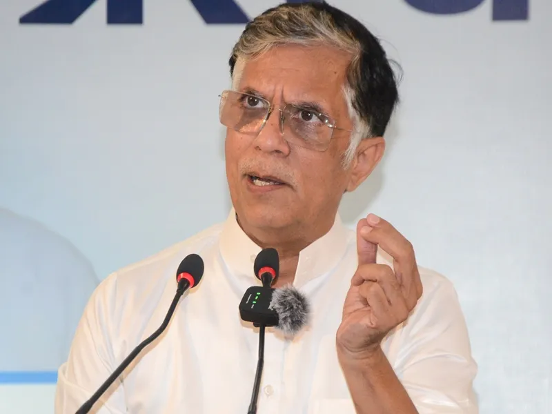 Did Pawan Khera's Allegations Lead to a Rs 100 Crore Defamation Notice?