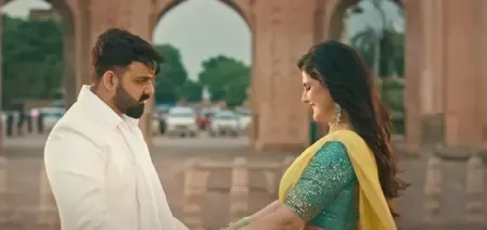पवन सिंह का गाना 'प्यार में हैं हम' रिलीज, जरीन खान संग कैंडल लाइट डिनर और रेन डांस करते आए नजर