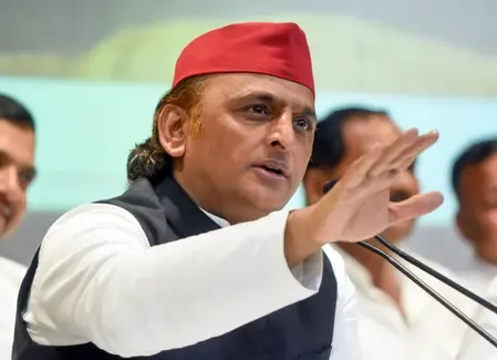 पीडीए पाठशाला चलाकर बच्चों की पढ़ाई कराएंगे: अखिलेश यादव