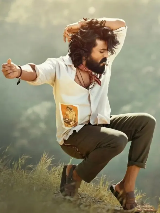 क्या 'पेद्दी' के पहले गाने 'चिकिरी' का प्रोमो देख लिया आपने? राम चरण का खास अंदाज!