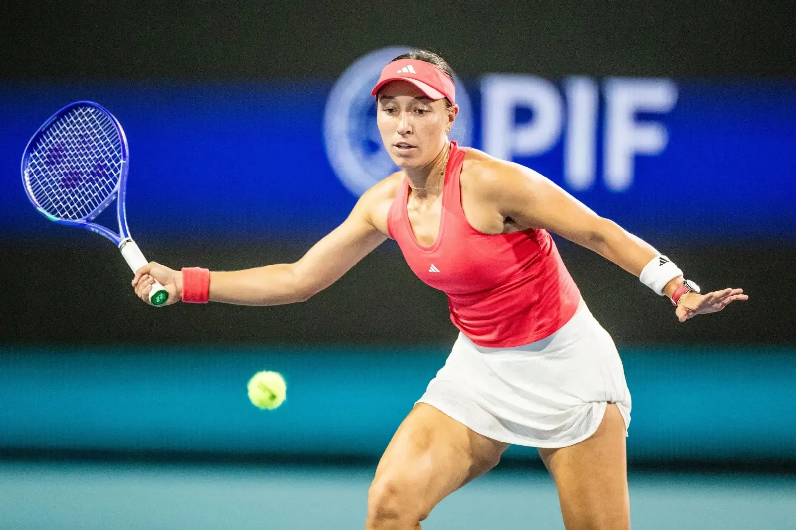 Pegula Stages Comeback to Advance in Charleston; Kenin, Alexandrova, Anisimova Also Progress