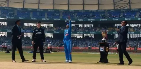 क्या भारत ने टॉस जीतकर गेंदबाजी का फैसला लिया है? क्रिस्टियन क्लार्क ने किया डेब्यू!