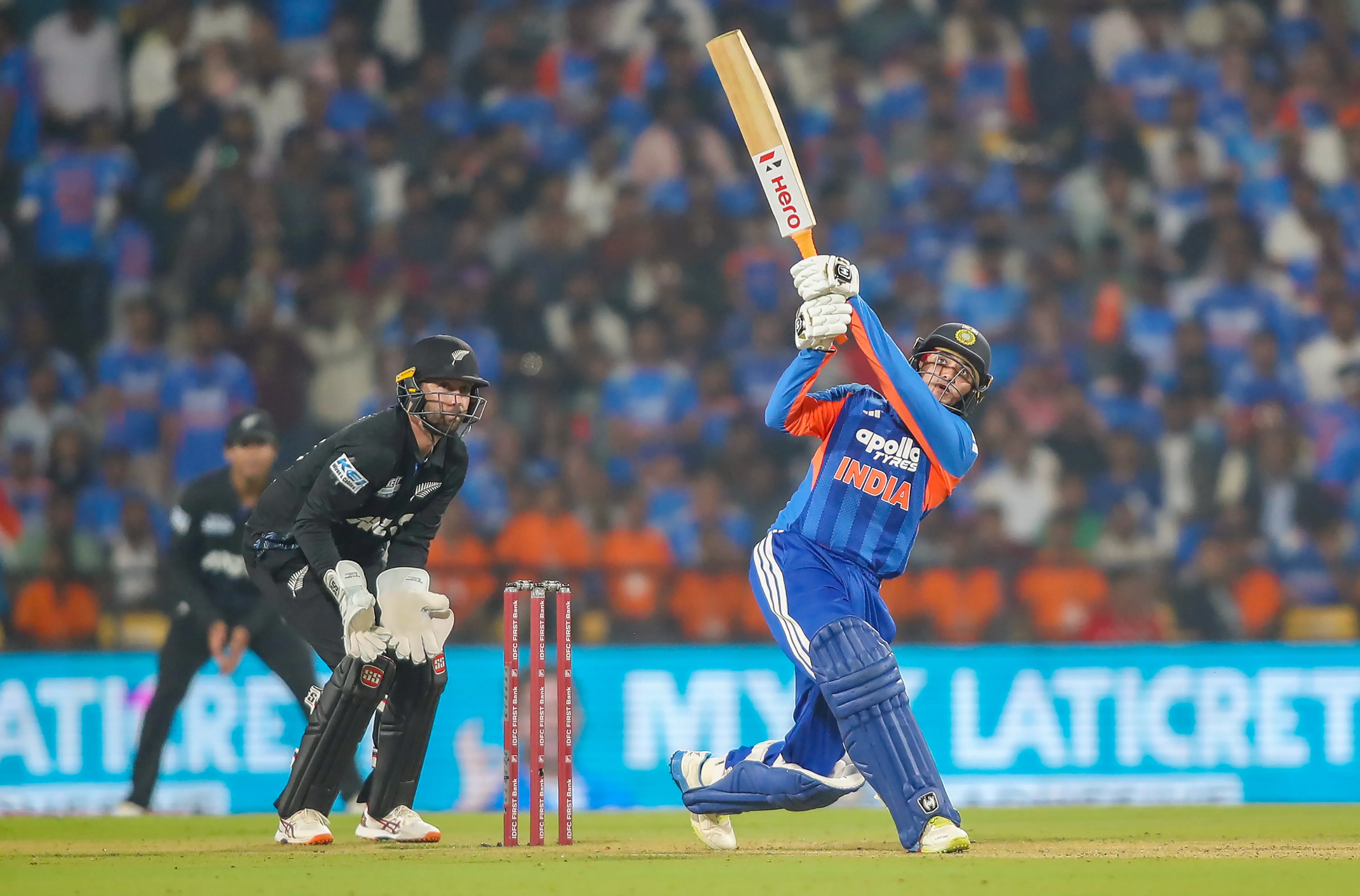 क्या नागपुर में अभिषेक का तूफान न्यूजीलैंड को 239 रन का टारगेट दे पाएगा?