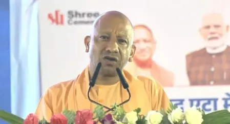 पहले मुगलों ने लूटा, अंग्रेजों ने तबाह किया, फिर कांग्रेस-सपा ने पहचान मिटाई : सीएम योगी