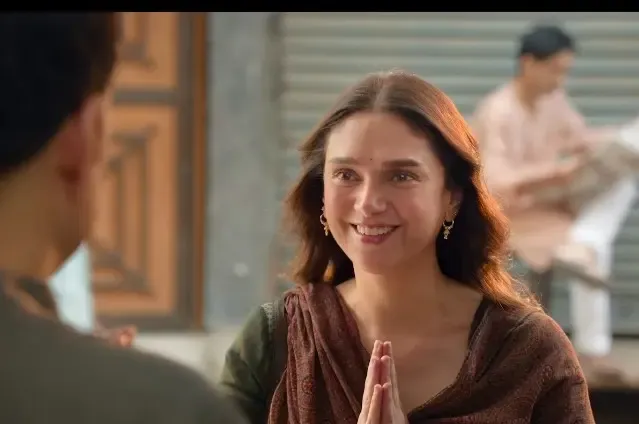 अदिति राव हैदरी पहली बार पंकज त्रिपाठी संग स्क्रीन पर, 'पारिवारिक मनोरंजन' में निभाएंगी 'हेलेन' का किरदार