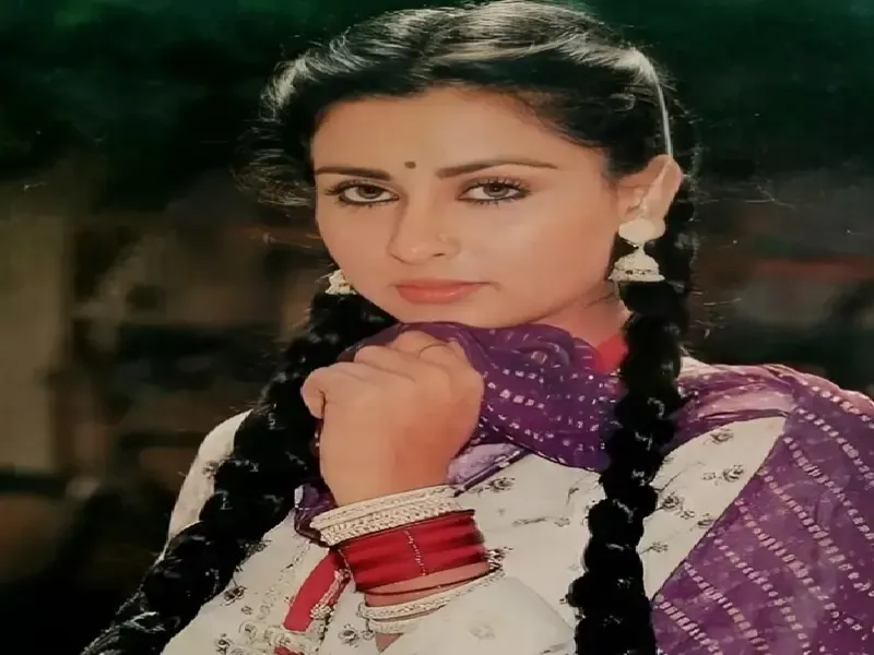 पूनम ढिल्लों की पहली फिल्म में शशि कपूर ने दिया था जोरदार थप्पड़, सेट पर आईं मुश्किलें