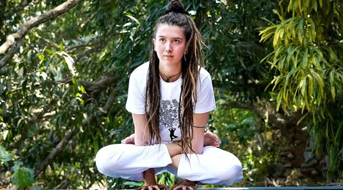 क्या कुक्टासन पेट की चर्बी घटाने और एकाग्रता बढ़ाने में सहायक है?