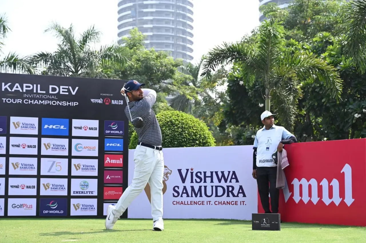 Shubhankar Sharma leads Kapil Dev Invitational after Round 3 at Greater Noida