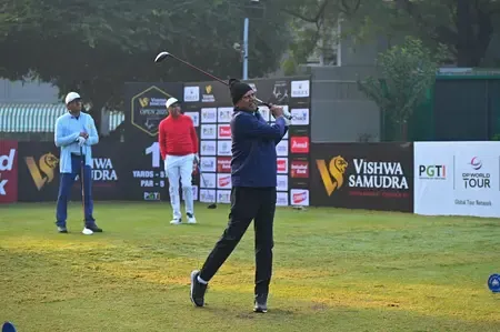 Who are the Top Contenders in the PGTI Tour Event in New Delhi?