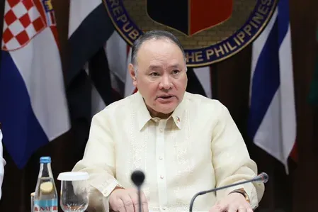 Philippines accuses China of 'insincerity, hypocrisy' over South China Sea ruling