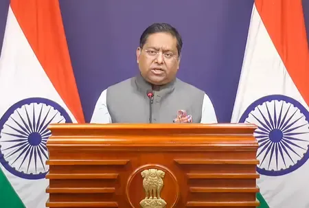 क्या पाकिस्तान फिर बेनकाब हुआ? श्रीलंका राहत मिशन पर भारत ने फर्जी दावों की हवा निकाली