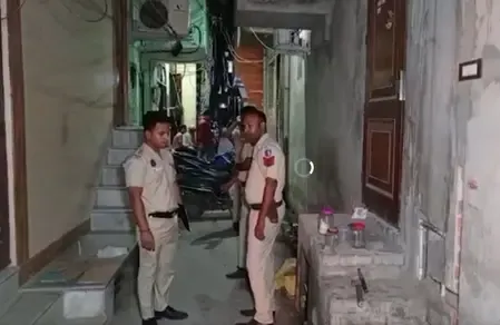 फोन कर घर से बाहर बुलाया, फिर सीने में घोंपा चाकू; दिल्ली के अमन विहार में छात्र की हत्या