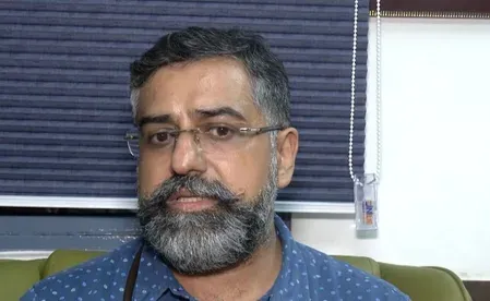 एयर इंडिया फ्लाइट AI2379 में भारी टर्बुलेंस: 4 क्रू मेंबर अस्पताल में भर्ती, एक की रीढ़ में फ्रैक्चर
