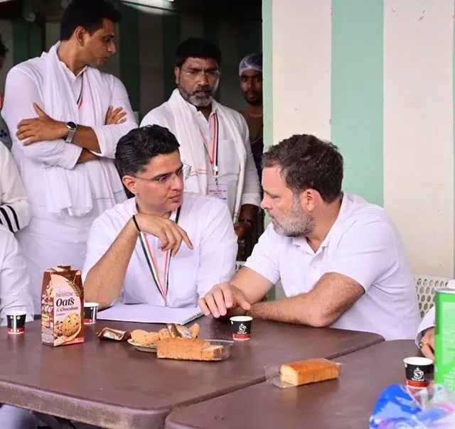 Pilot shares a quiet moment with Rahul Gandhi in Raipur