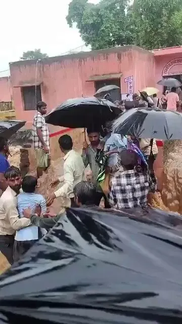 Pilot slams Rajasthan govt over flooded school, safety gaps