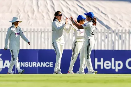 पिंक बॉल टेस्ट: एनाबेल सदरलैंड का शानदार प्रदर्शन, ऑस्ट्रेलिया ने भारत को 10 विकेट से हराया