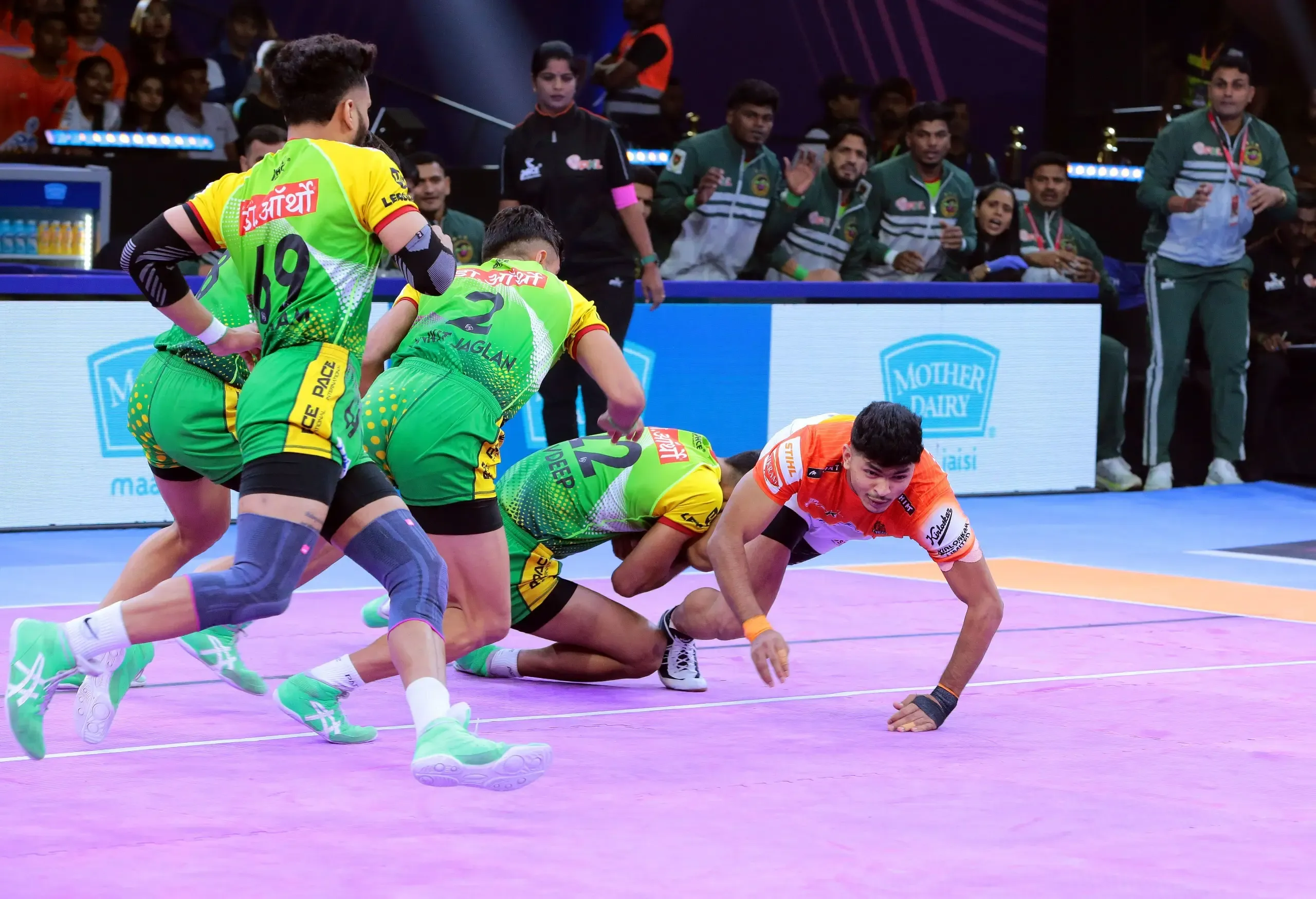 PKL Season 11: Patna Pirates Triumph Over Puneri Paltan in Nail-Biting Encounter
