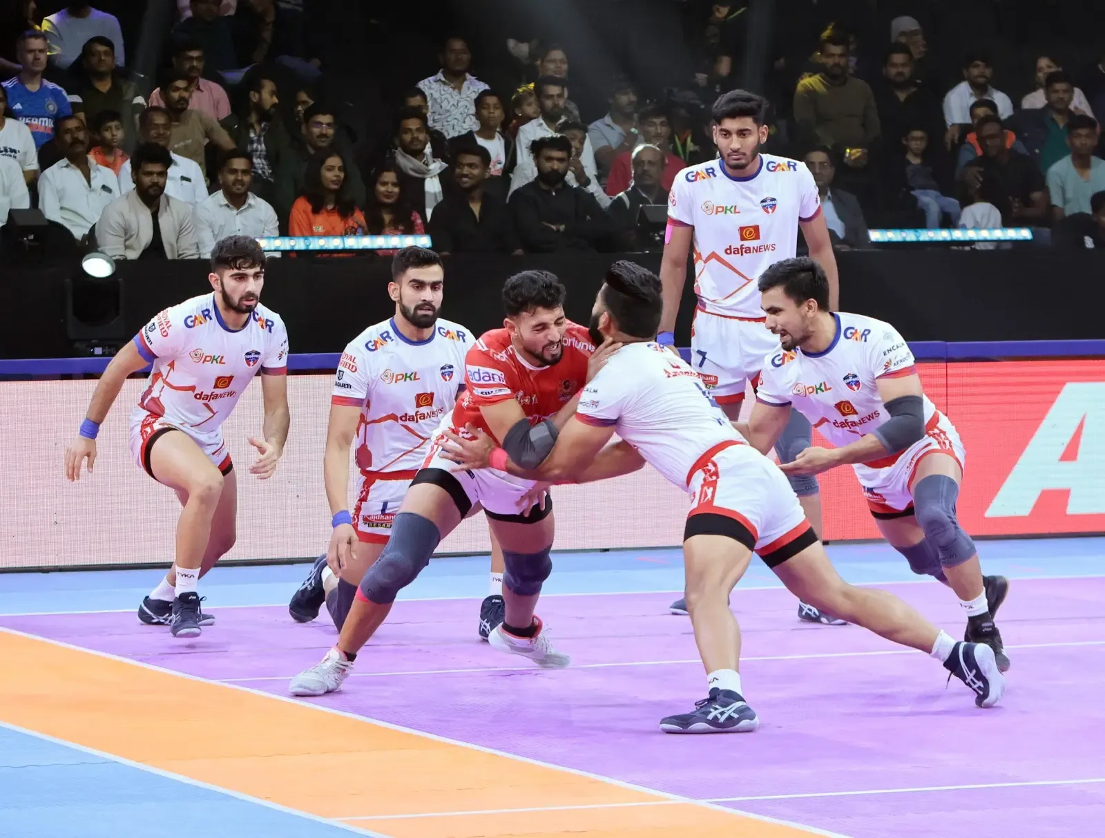 PKL Season 11: UP Yoddhas Crush Gujarat Giants, Surge Towards Top Two Position