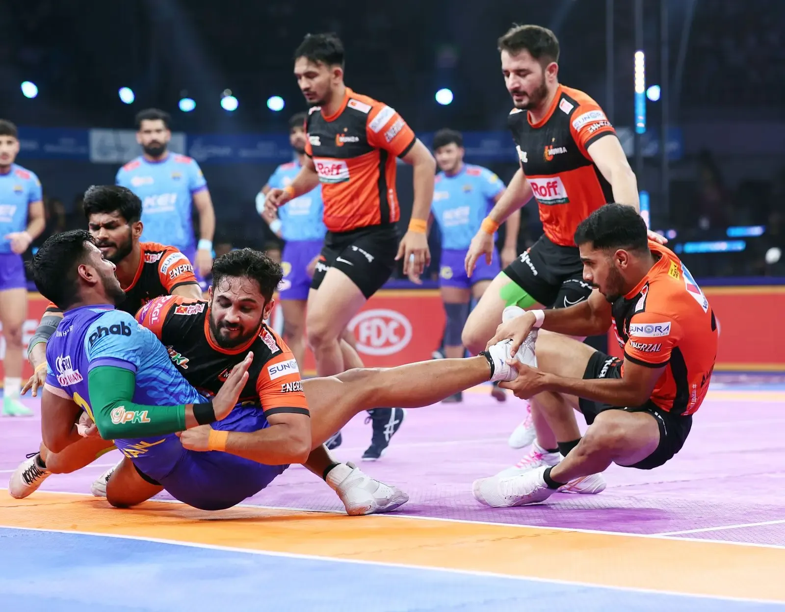 How Did Ajit, Sandeep, and Sunil Lead U Mumba to Victory Over Bengal Warriorz?