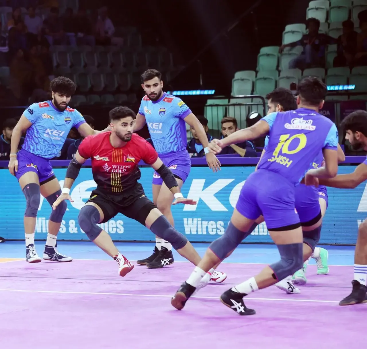 How Did Alireza Lead Bengaluru Bulls to Victory Over Bengal Warriorz?