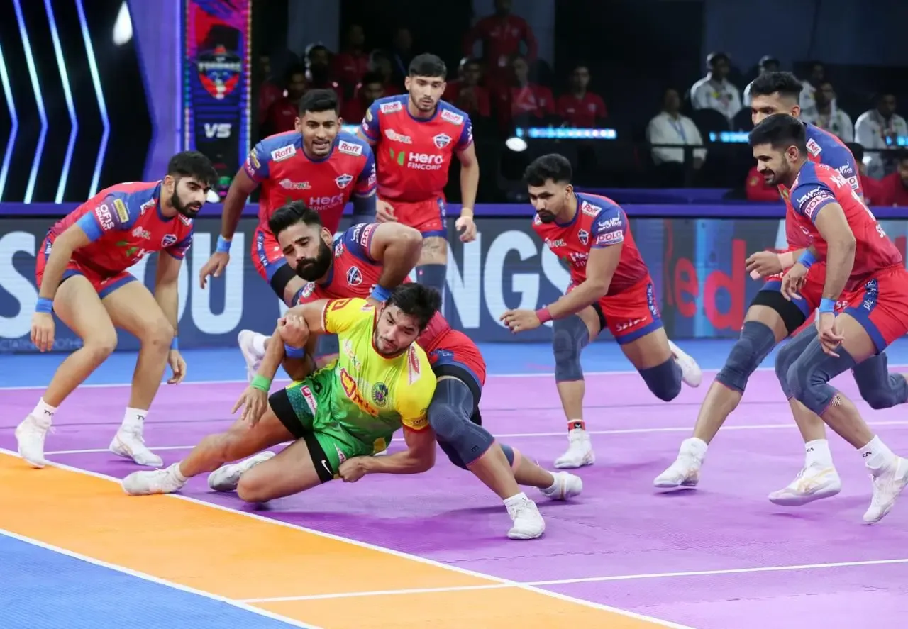 How Did Ayan's Performance Lead the Pirates to Victory over Yoddhas?