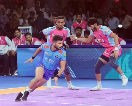 How did Nitin and Ali Samadi lead Pink Panthers to victory over Bengal Warriorz?