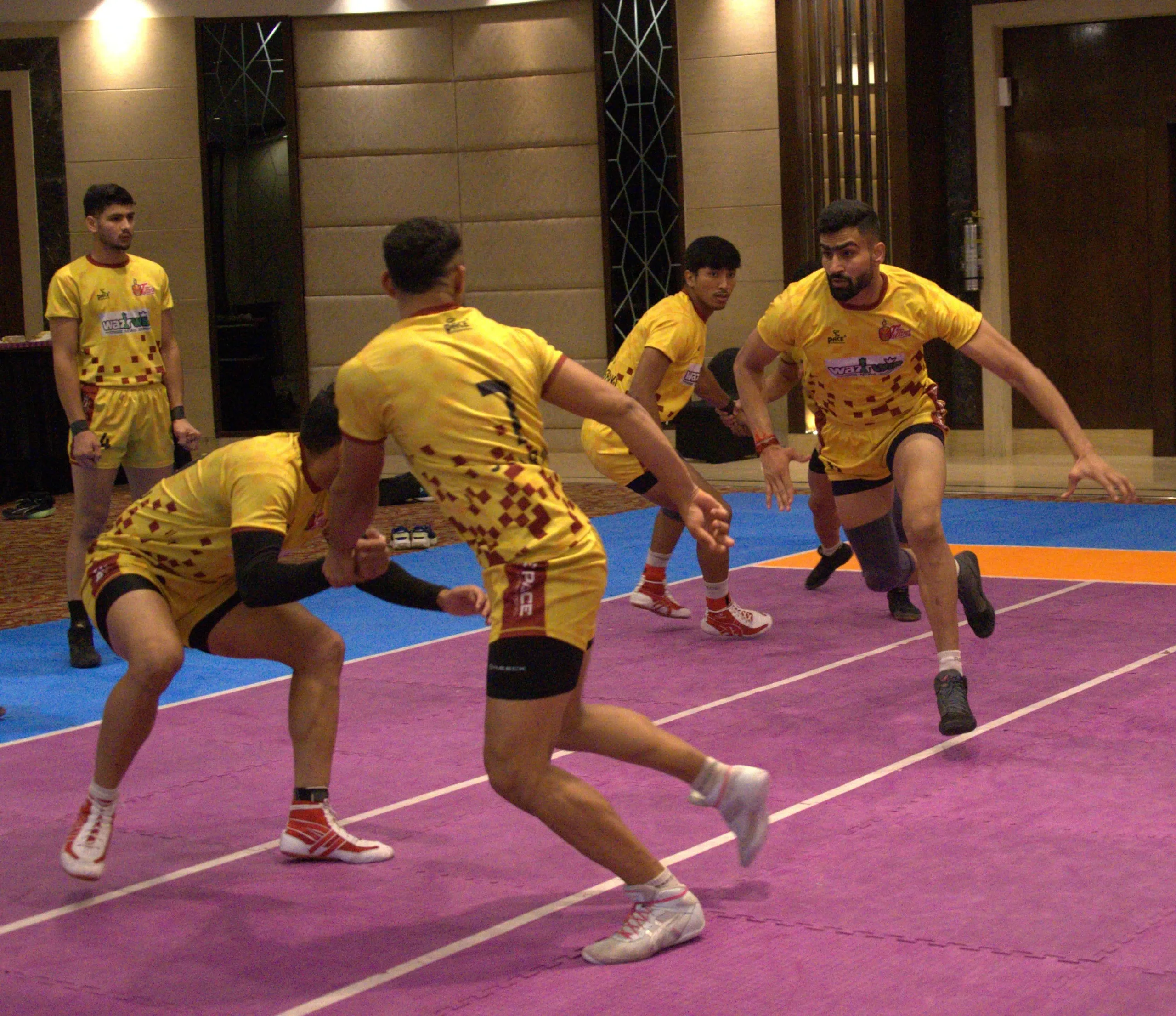 How are PKL Season 12 Players Honoring the Nation's Heroes on Independence Day?