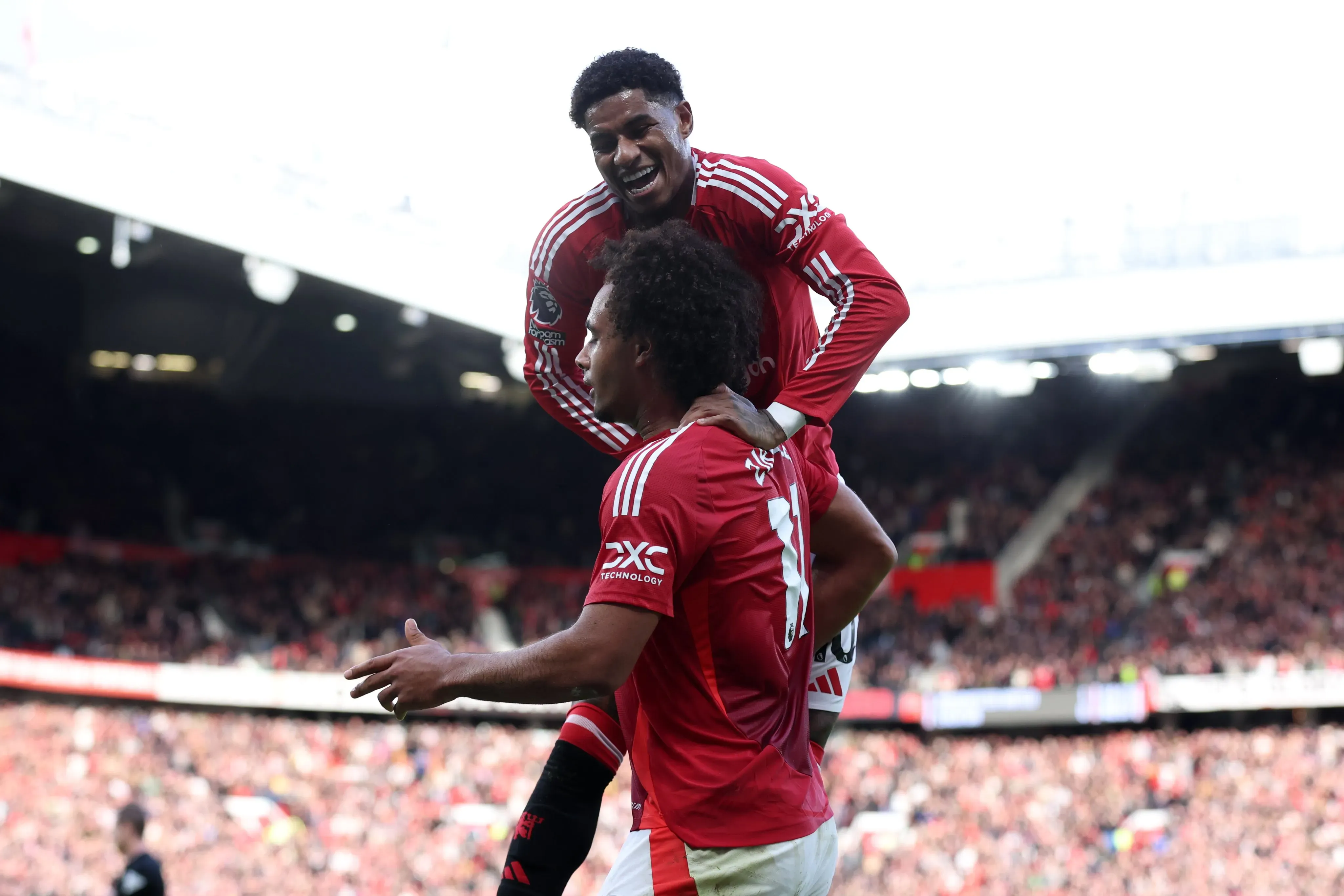 PL: Rashford and Zirkzee Shine in Amorim's First League Triumph at Old Trafford