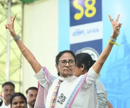 Mamata Banerjee Warns of Last-Minute Arrests of Trinamool Booth Agents