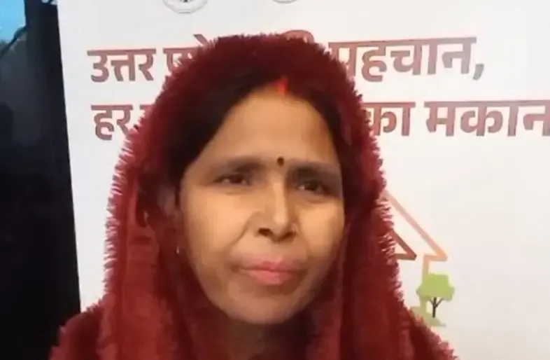 क्या पीएम आवास योजना के लाभार्थियों ने कहा, पीएम मोदी ने उन्हें घर दिया?