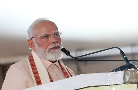 PM Modi Blames DMK for Hindering Essential Central Projects, Urges NDA for TN's Growth