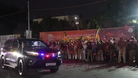 Did PM Modi Receive an Enthusiastic Welcome in Varanasi?