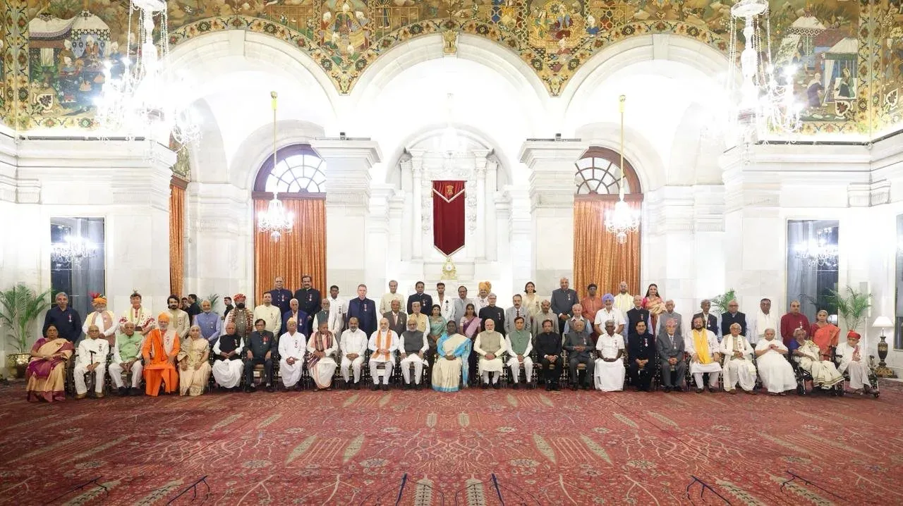 PM Modi attends Padma Awards ceremony, honours achievers