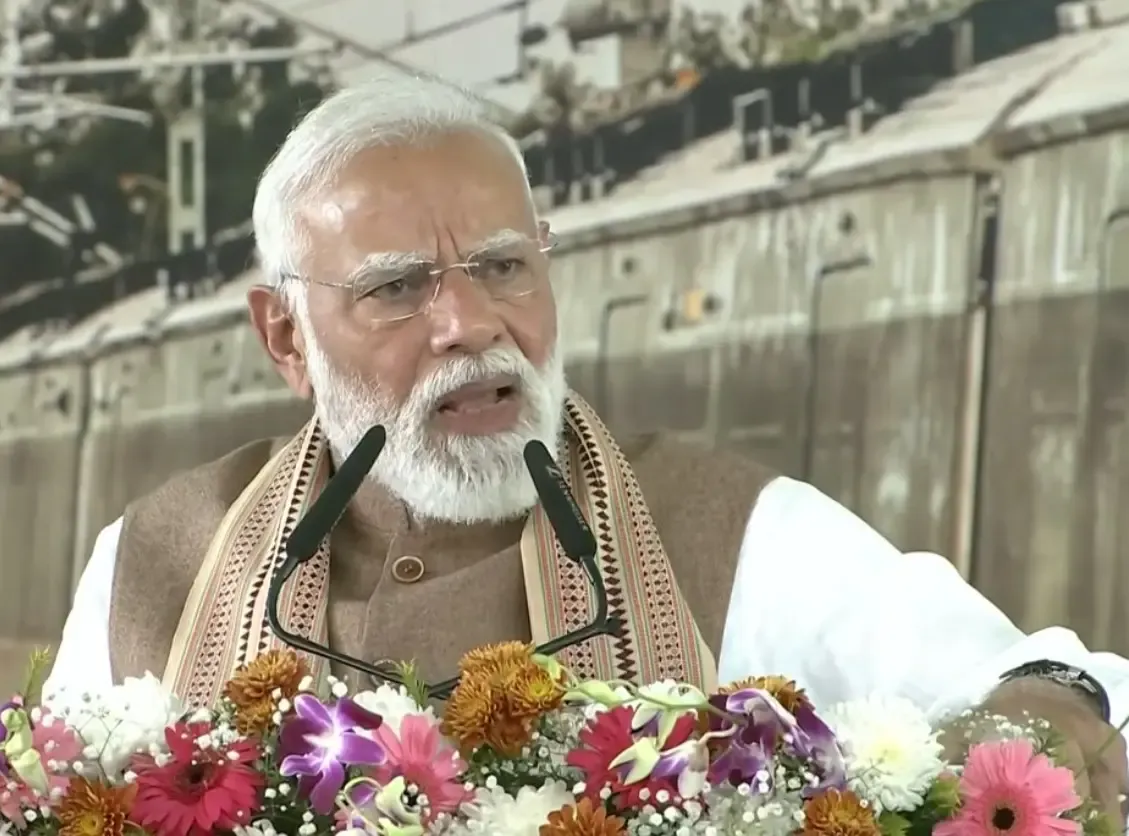 Why Did PM Modi Criticize Congress for the Shirtless Protest?