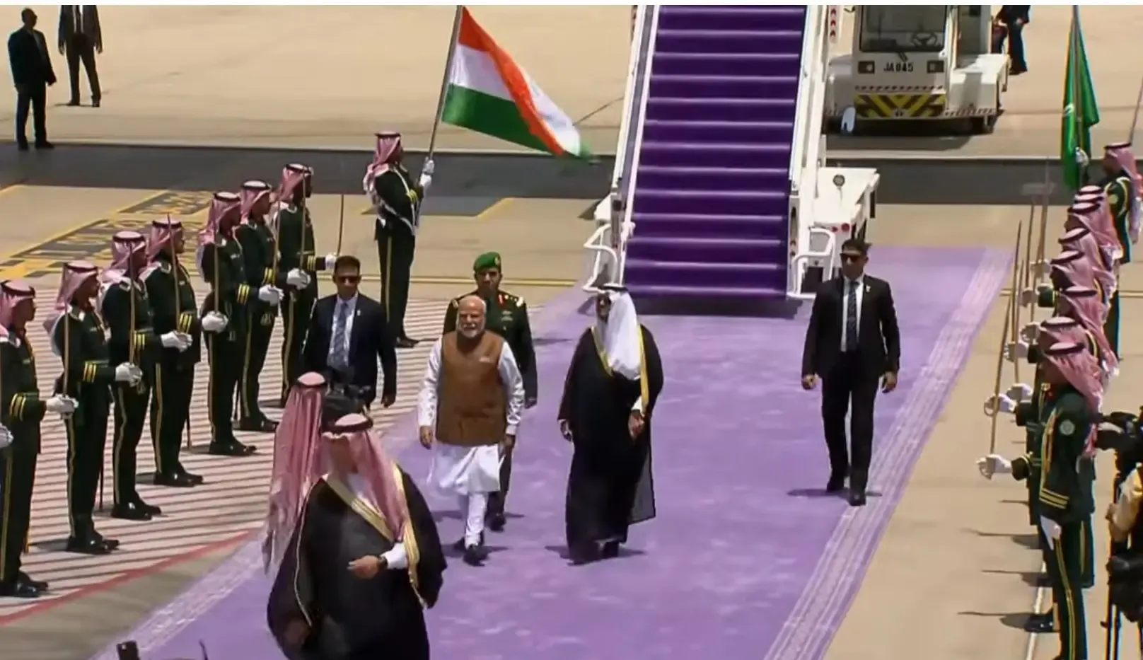 PM Modi Kicks Off Saudi Arabia Visit, Welcomed in Jeddah