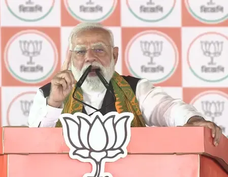टीएमसी ने 15 साल में पश्चिम बंगाल को बर्बाद कर दिया, अब देना होगा हिसाब : पीएम मोदी 