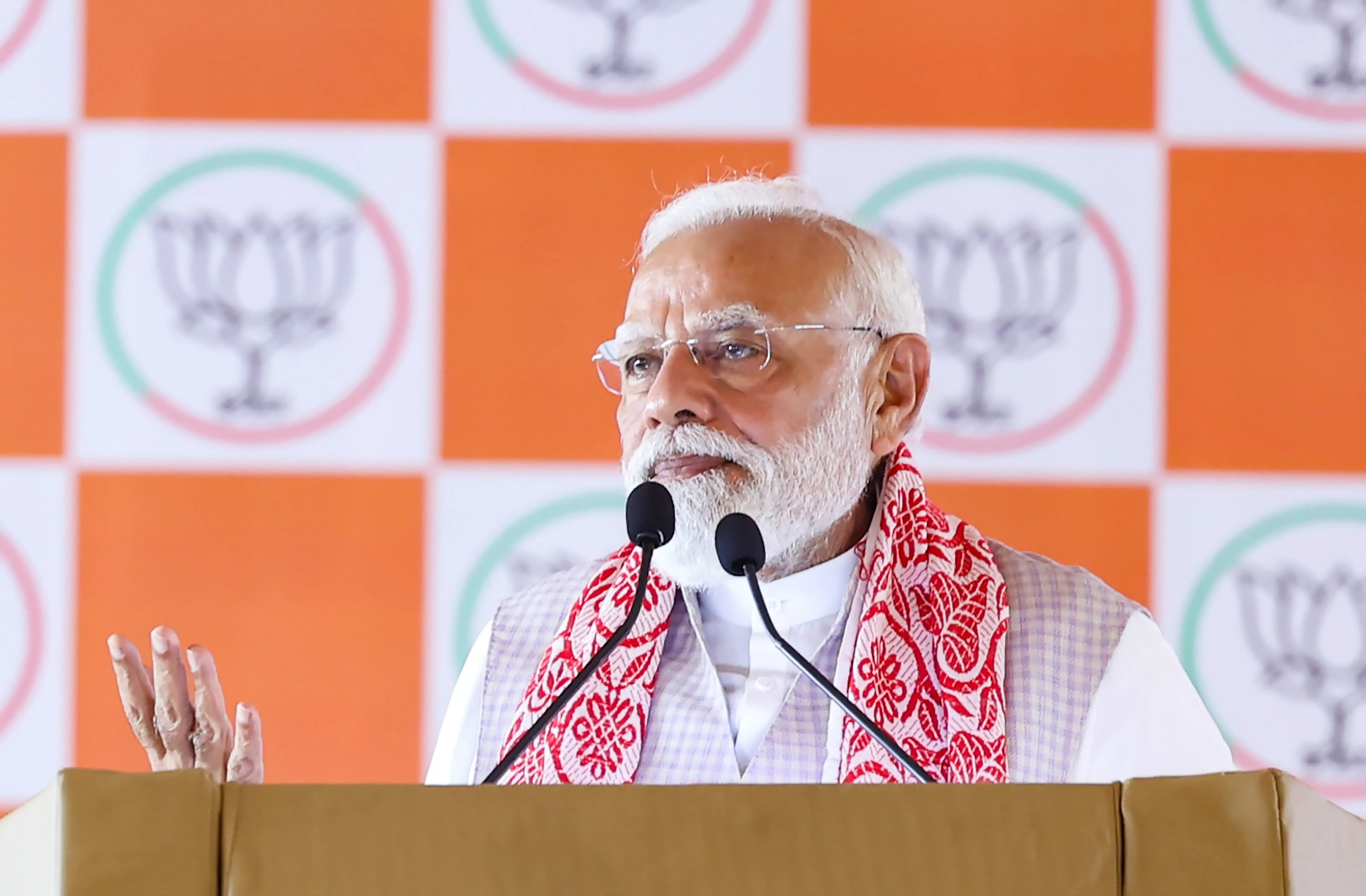 PM Modi Encourages Large Voter Turnout in Assam and Kerala to Strengthen Democracy