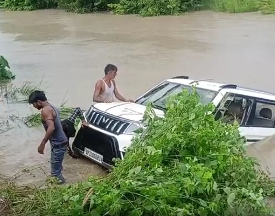 Did PM Modi Express Condolences for Lives Lost in Gonda Accident?