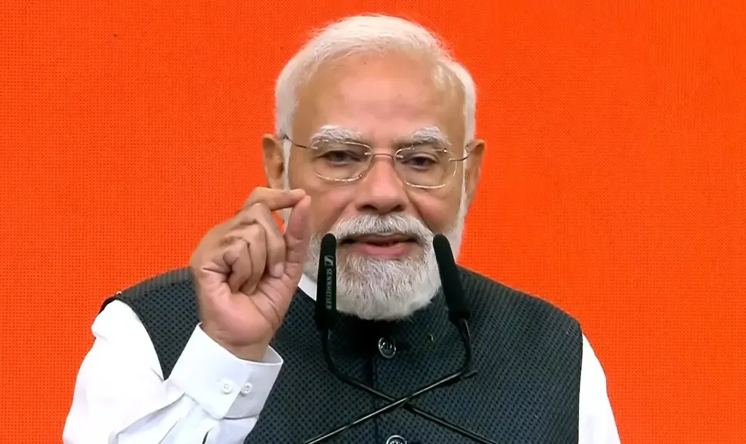 PM मोदी के 25 साल की जनसेवा: 'ये पूंजी देश की है, मेरी नहीं' — विकसित भारत संकल्प सभा