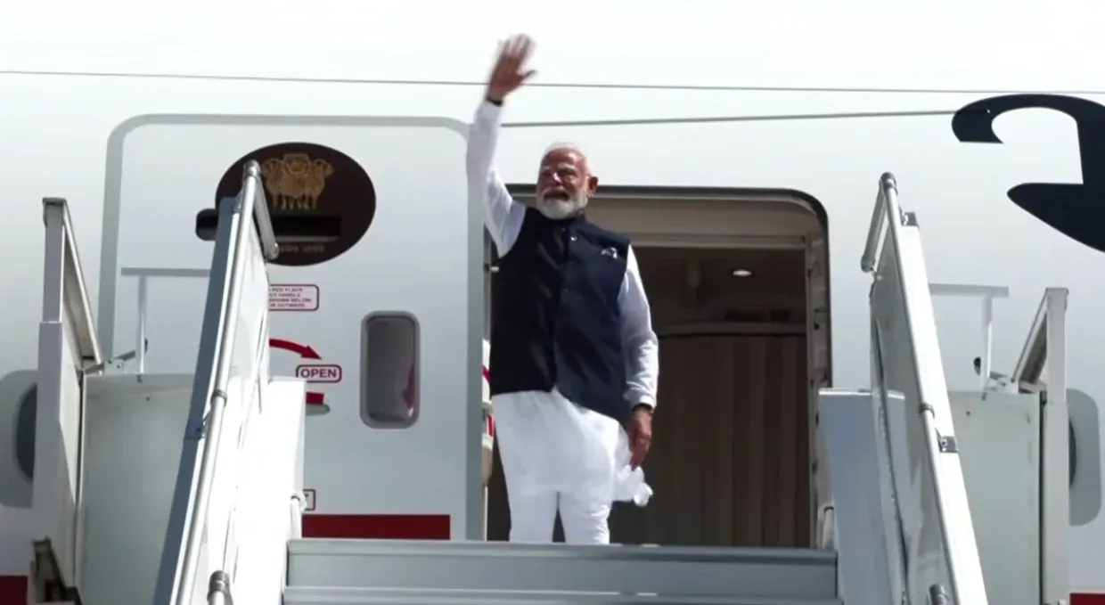 PM Modi concludes Seychelles State visit, returns to New Delhi