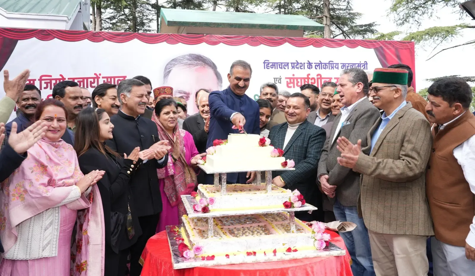 PM Modi Wishes Himachal CM Sukhu a Happy 62nd Birthday