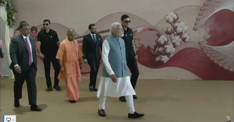 PM Modi Inaugurates Garment Facility in Varanasi