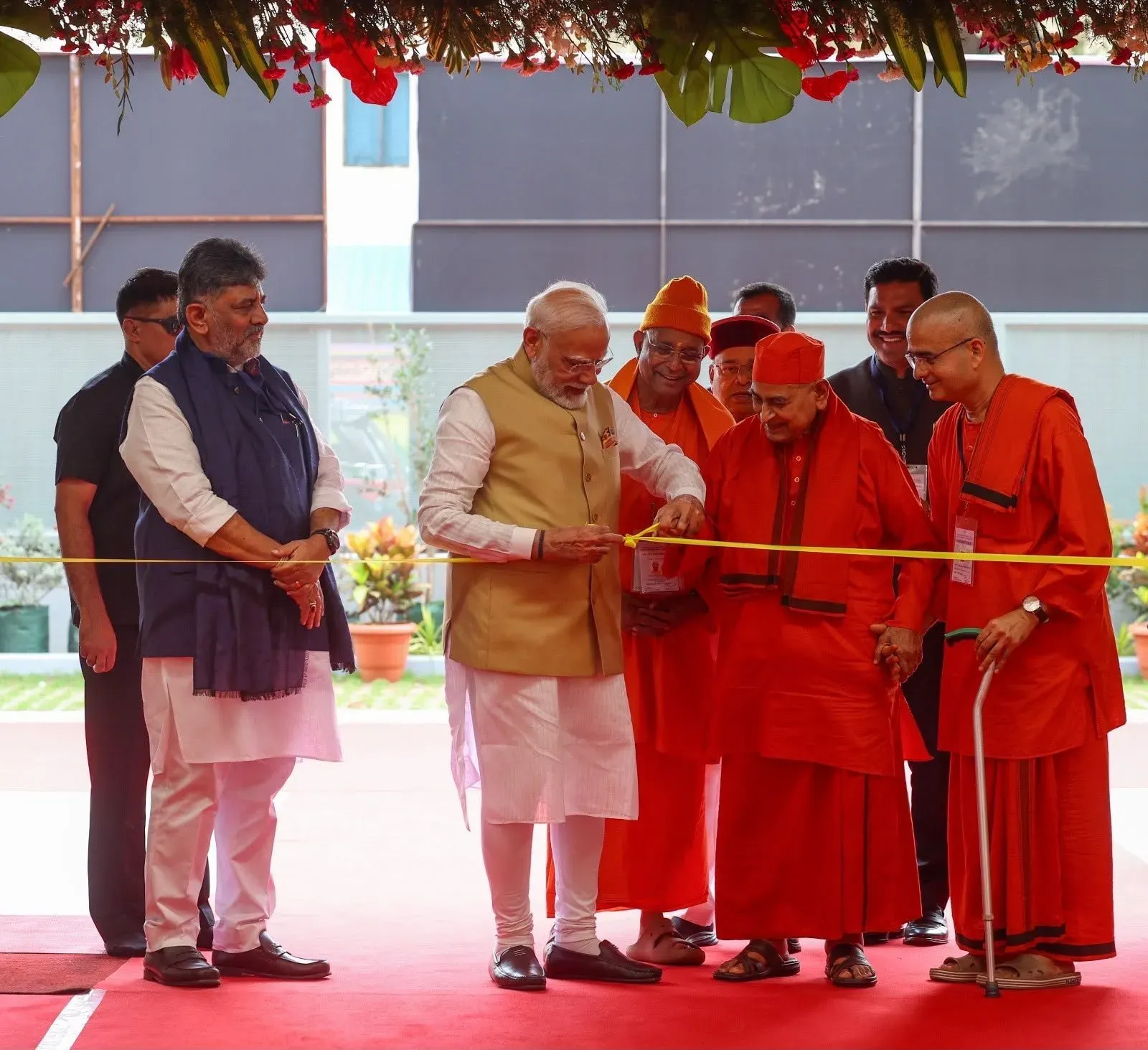 PM Modi inaugurates Viveka Smaraka in Mysore