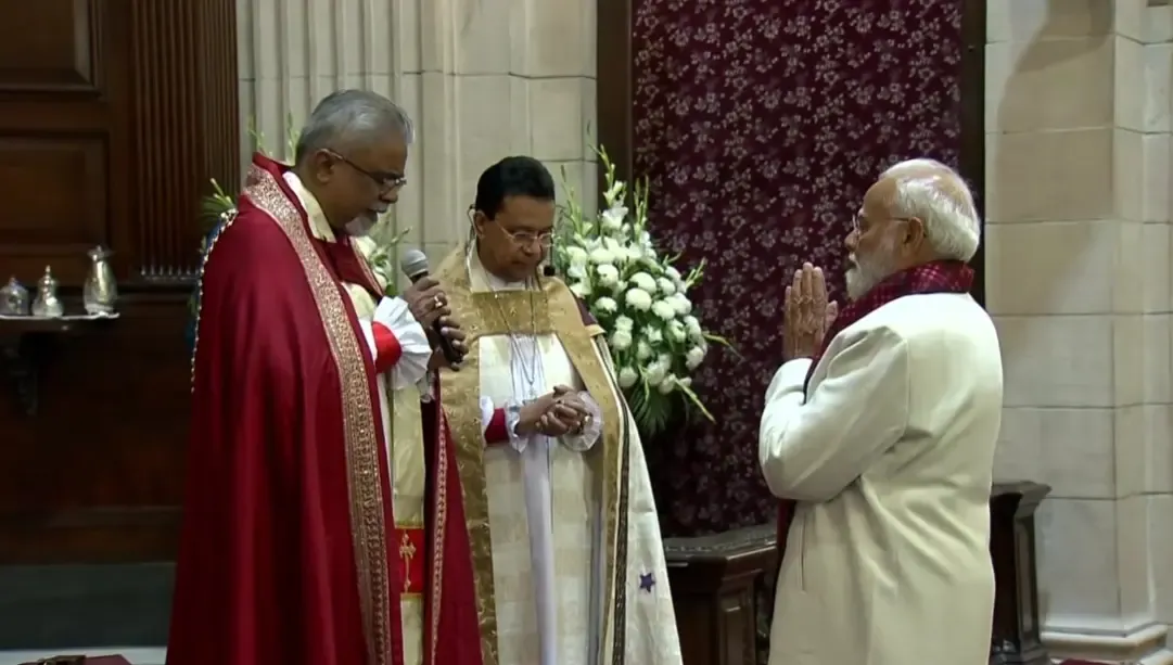 Did PM Modi Join Christmas Prayers at a Delhi Church?