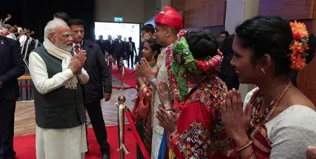 PM मोदी का ओस्लो में भारतीय समुदाय ने किया भव्य स्वागत, 43 साल बाद नॉर्वे पहुंचे भारतीय प्रधानमंत्री