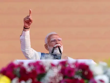 क्या पीएम मोदी ने विपक्ष पर हमला करते हुए कांग्रेस और सपा को डॉ. अंबेडकर को भुलाने का दोषी ठहराया?