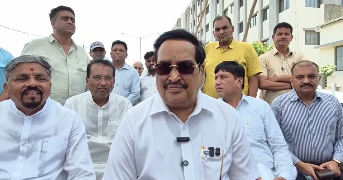 जल संचय अभियान: 1.5 करोड़ संरचनाएं पूरी, सीआर पाटिल बोले — मोदी के आह्वान ने बनाया जनांदोलन