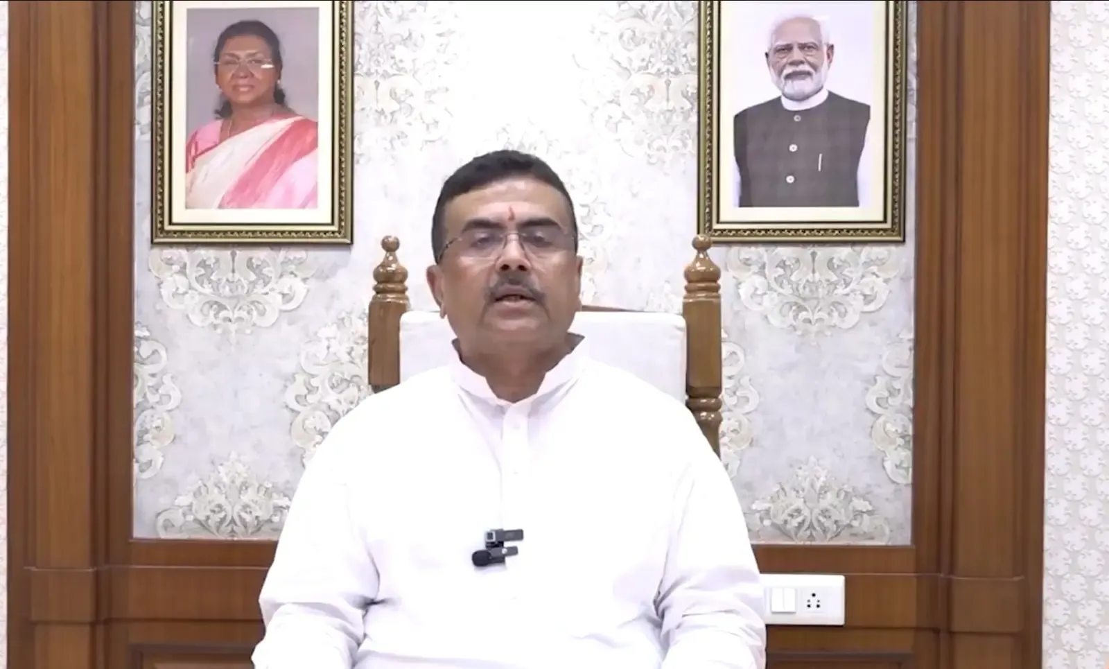 PM मोदी के जन्मदिन पर बंगाल में 'आशीर्वाद का दीया': CM सुवेंदु अधिकारी ने की अपील