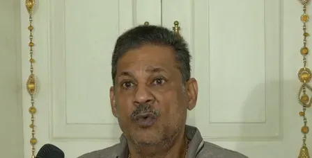 कीर्ति आजाद का BJP पर हमला: 'मोदी इंस्टाग्राम पर आए, पार्टी की हालत खराब'