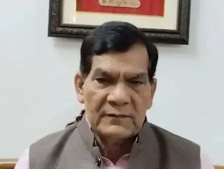 पीएम मोदी की उम्र पर अखिलेश की गई टिप्‍पणी अशोभनीय और दुखद: एके शर्मा 